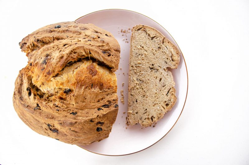 Früchtebrot mit Sauerteig backen