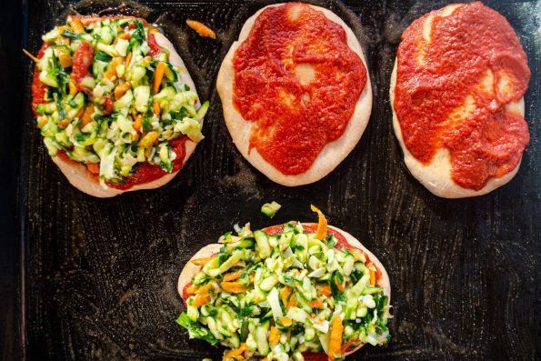 Pizzabrötchen vegetarisch belegt