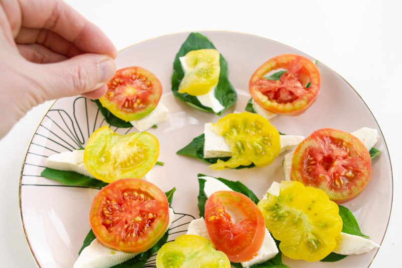 Tomate Mozzarella mit selbstgemachtem Käse